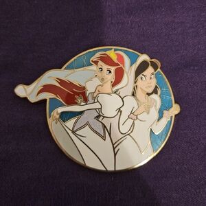 "Rival Reflections Ariel & Vanessa" Fantasy Pin by Disney Kriss